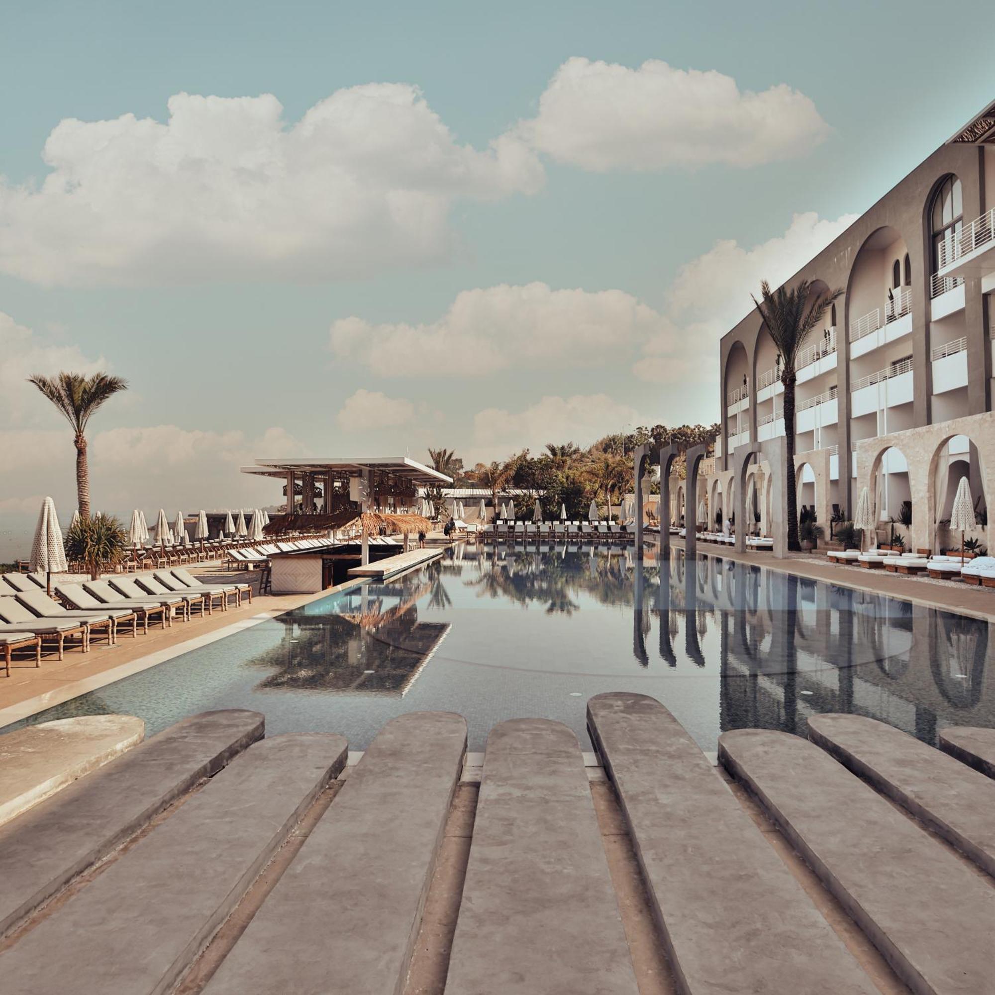 Ocean Blue Hotel & Resort -Jbeil Byblos Exterior photo